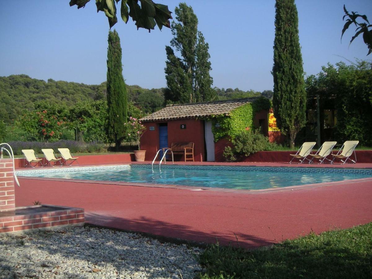 Les Piegonnaises - 2 Roulottes Villa Екстериор снимка