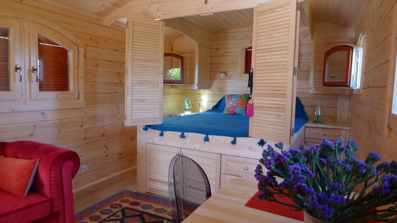 Les Piegonnaises - 2 Roulottes Villa Екстериор снимка
